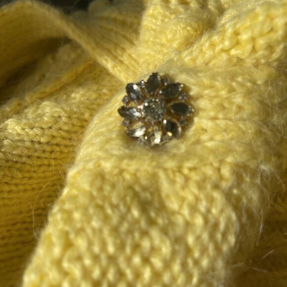 Dilvin Knit Bobble Yellow Cable Knit Jewel Buttons Scalloped Hem Cardigan M - Picture 8 of 14